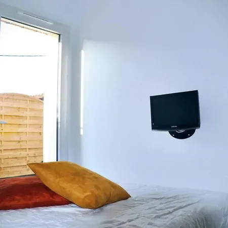 Апартаменты La Hume Гюжан-Местрас